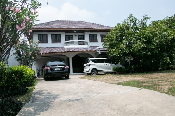 ขายที่ดินสุขุมวิท 65 พร้อมสิ่งปลูกสร้าง บ้านเดี่ยว2ชั้น